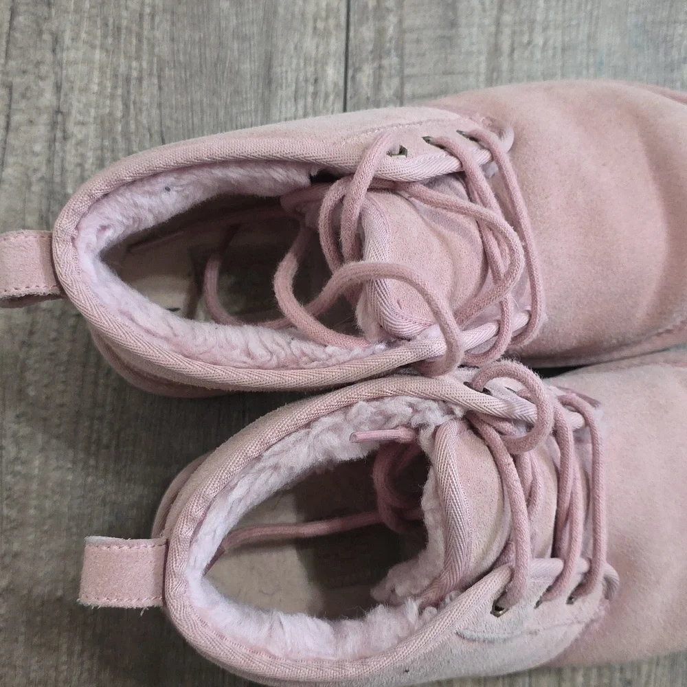 UGG Women's Neumel Lace Up Boots